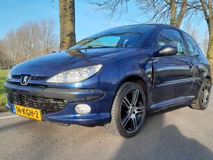 Peugeot 206206 1.4 XR