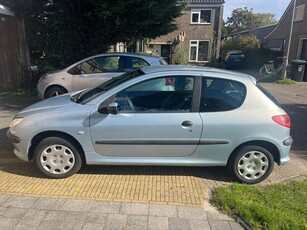 Peugeot 206206 1.4 XR