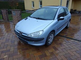 Peugeot 20660 Filou