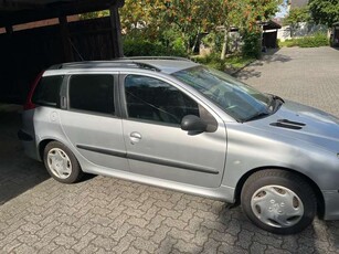 Peugeot 206SW