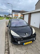 Peugeot 2071.6-16V T Féline