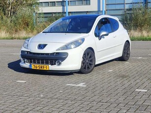 Peugeot 2071.6-16V T RC