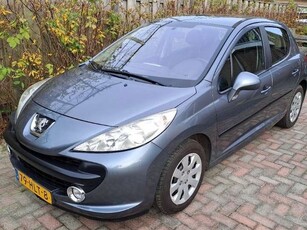 Peugeot 2071.6 VTi Look