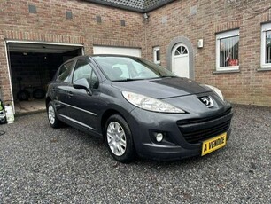 Peugeot 207207+ 1.4i Access ETAT NEUF!!!!CLIM!! CARNET!!!