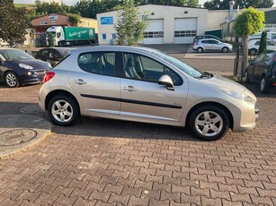 Peugeot 207Filou