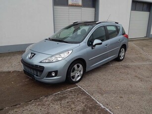 Peugeot 207Premium*1.HAND*LEDER*LM*STANDH*TÜV-NEU*88 TKM*