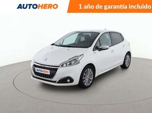 Peugeot 2081.2 PureTech S&S Signature 82