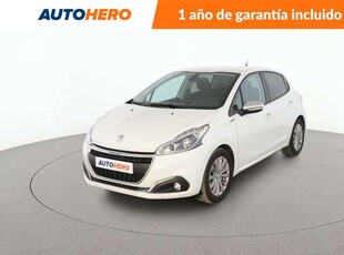 Peugeot 2081.2 PureTech S&S Signature 82