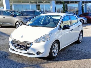 Peugeot 2081.4 8V HDi 68CV Van