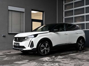 Peugeot 30081.6 Hybrid 225 GT