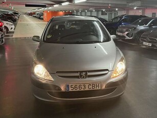 Peugeot 3071.6 XI