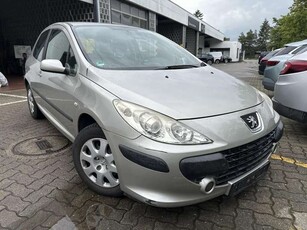 Peugeot 3071.6i. 109PS. Eu4. Klima. ABS. Servo ZV. TÜV NEU