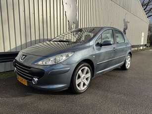 Peugeot 3072.0-16V FELINE 177 PK