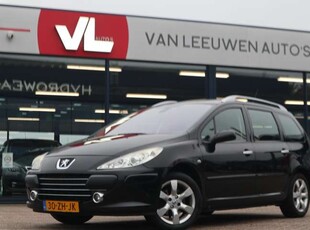 Peugeot 307SW 2.0-16V Premium | Navigatie | Pano | Trekhaak |