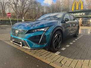 Peugeot 4081.6 Turbo PHEV GT S&S (165 kW)