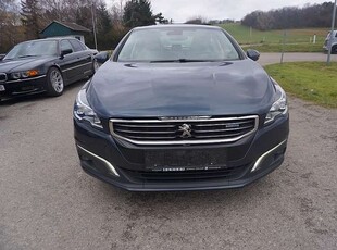 Peugeot 5082,0 BHDI Allure EAT6