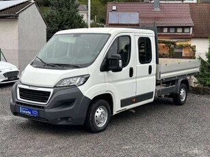 Peugeot BoxerBOXER PRITSCHE DoKa 7 SITZER AHK BIS 2500 KG ASR