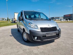 Peugeot ExpertExpert128PS DIESEL,8SITZER,TEMPOM,PDC