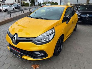 Renault Clio4 Renault Sport RS Trophy TCE 220 EDC