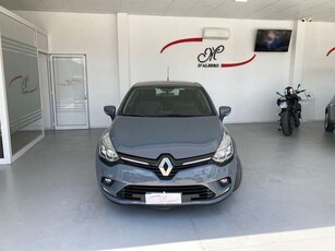 Renault ClioClio 0.9 tce Moschino Zen 90cv