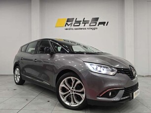 Renault Grand ScenicGrand Scenic 1.7 initiale Paris