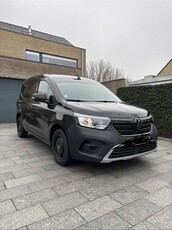 Renault Kangooblack edition 130pk