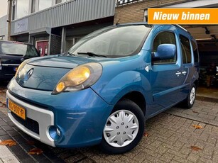 Renault KangooFamily 1.6-16V PrivilÃ¨ge Aut Clima Navi Nette a