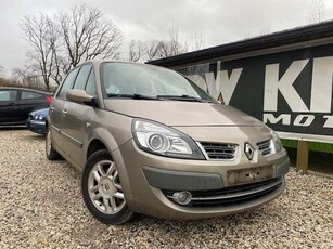 Renault Scenic1.9 dCi Conquest