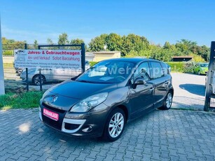 Renault ScenicIII Luxe MIT LEDER