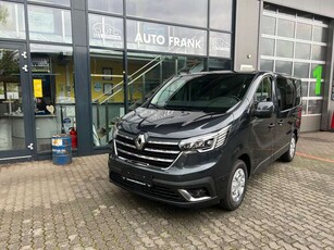 Renault TraficCombi L1H1 3,0t Life*1.Hand*8Sitzer*Ahk