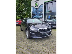 Skoda FabiaAmbition 1.0 MPI 5 Gang Schalt+PTS vo u hi+NAV+ CL