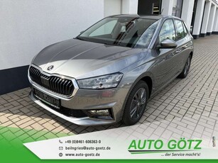 Skoda FabiaSelection AHK*Navi über SmartLink*DAB*VZE*LED*Temp