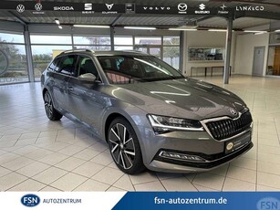 Skoda SuperbCombi 2.0 TDI Style DSG AHK-Vorb. MATRIX NAVI RFK