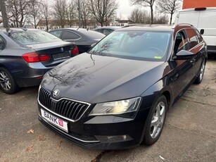 Skoda SuperbCombi Style 18 ZOLL AHK PDC NAVI 1HD !!!