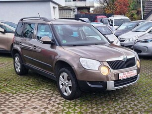 Skoda Yeti/Alufelgen/PDC/Klima/Colorverglasung/ABS/Reling/