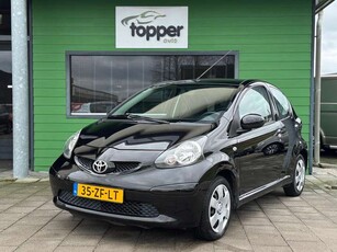 Toyota Aygo1.0-12V + / Met Nieuwe APK / Airco / Elekt. Ramen