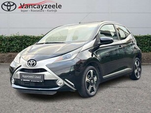 Toyota Aygox-clusiv+cam+nav+BT