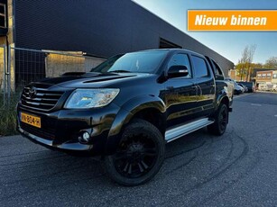 Toyota Hilux3.0 D-4D SR DC 4WD AUT LEER 5 PERS CAMERA CLIMA AP