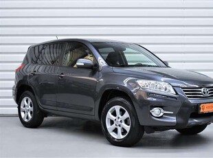 Toyota RAV 44 Life+1.Hand+Navi+Automatik+Keyless+SHZ+AHK