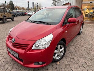 Toyota Verso1.8 **7-SITZER**