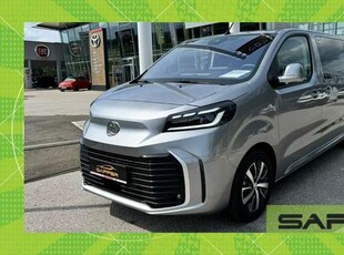 Toyota Verso2,0 l, 145 Family Medium