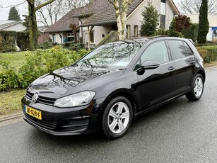 Volkswagen Golf1.2 TSI Highline 105PK DSG Pano•Leder•Navi