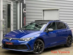 Volkswagen Golf1.5 eTSI Blackstyle R-Line|Pano|IQ Light|Sfeer|Cam