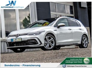 Volkswagen Golf8 R-Line 1.5eTSI DSG NAV LED PANO