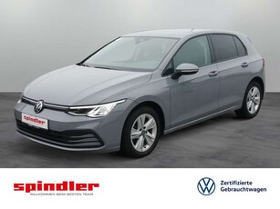 Volkswagen GolfVIII Life 2.0 TDI DSG / LED, SZH, Navi, APP