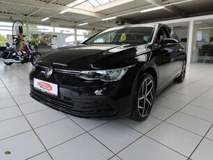 Volkswagen GolfVIII Lim Life 1.5 eTSI DSG Navi RFK 18