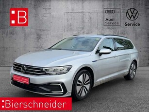 Volkswagen Passat Variant1.4 TSI DSG GTE LED AHK KAMERA ACC 17 CONNECT DAB