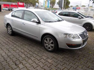 Volkswagen Passat1.6 FSI Trendline