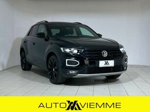 Volkswagen T-RocAdvanced 1.5 150cv dsg fari matrix