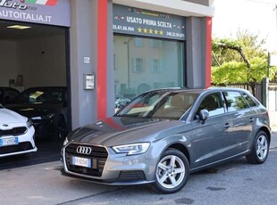 Audi A3Sportback 1.6 TDI S tronic ACC RADAR Navi LED UniP